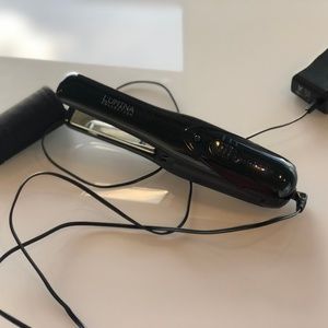 Straightener